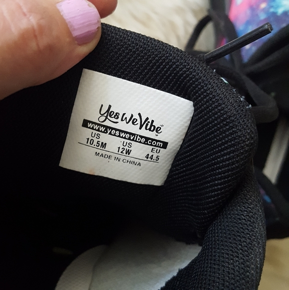 🌙YES WE VIBE Aztec Galaxy Shoes - Picture 7 of 11